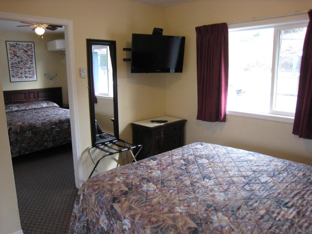 Johnny'S Motel Grand Forks Ruang foto