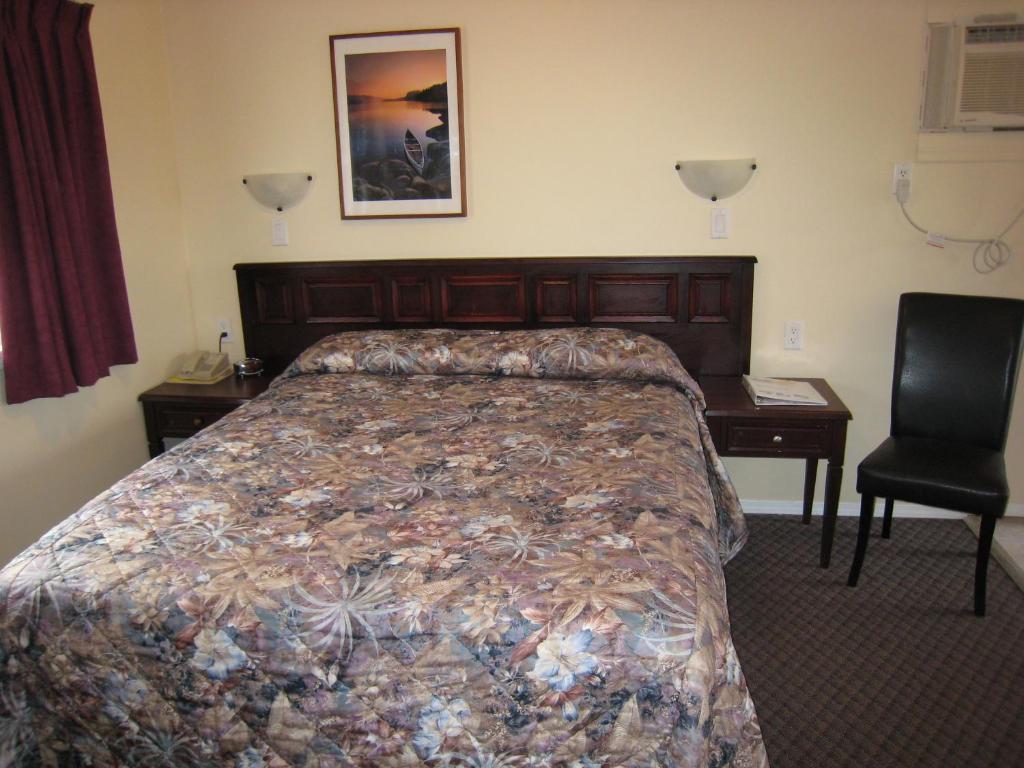 Johnny'S Motel Grand Forks Ruang foto