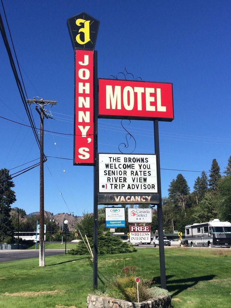 Johnny'S Motel Grand Forks Bagian luar foto