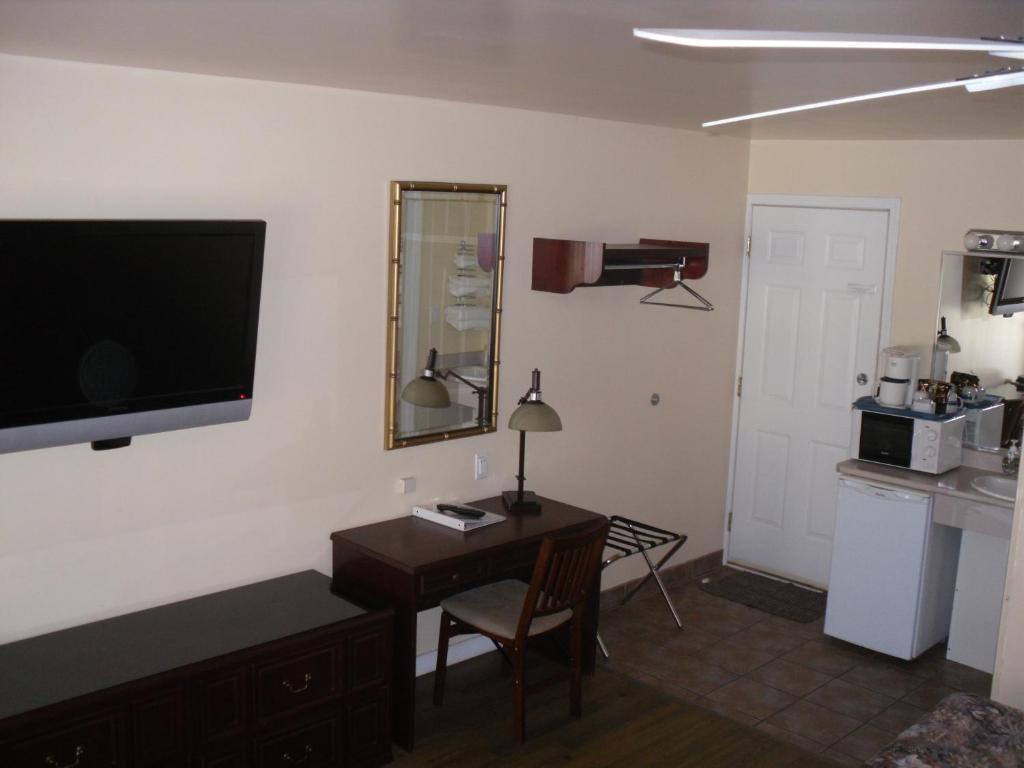 Johnny'S Motel Grand Forks Ruang foto